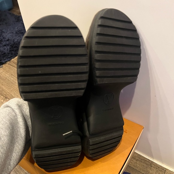 Louis Vuitton archlight sneakers - Picture 4 of 10